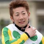button-only@2x 吉田豊騎手彼女は中村愛で結婚?独身理由,年収も調査!吉田隼人と兄弟ジョッキー!!